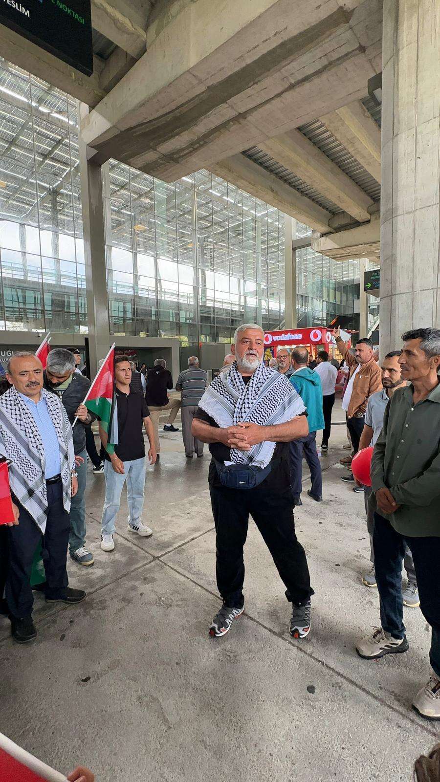 Sumud Filosunun Muğlalı Aktivisti Özkan Dilmeç Dalaman’da Sevgi Gösterileriyle Karşılandı 4